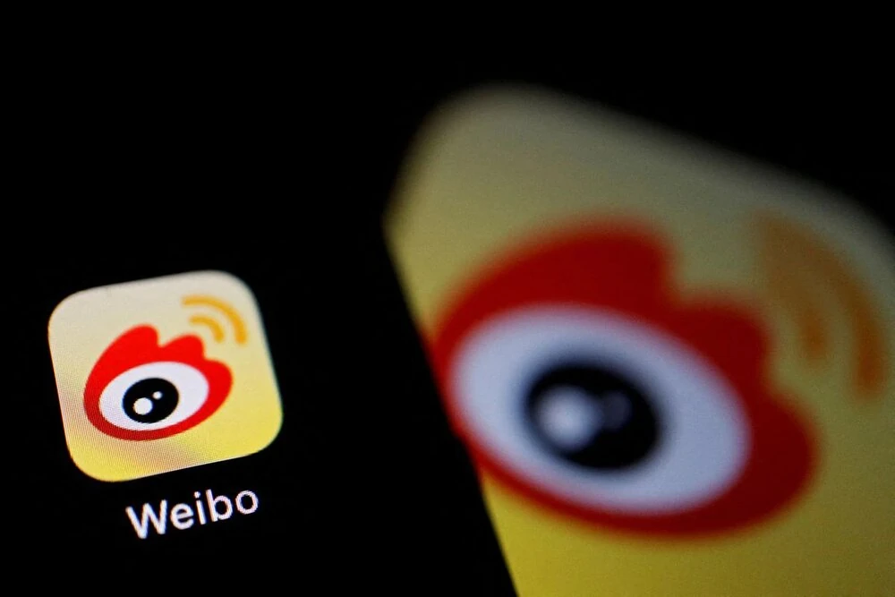 China's Regulator Takes Disciplinary Action Against Weibo and Kuaishou